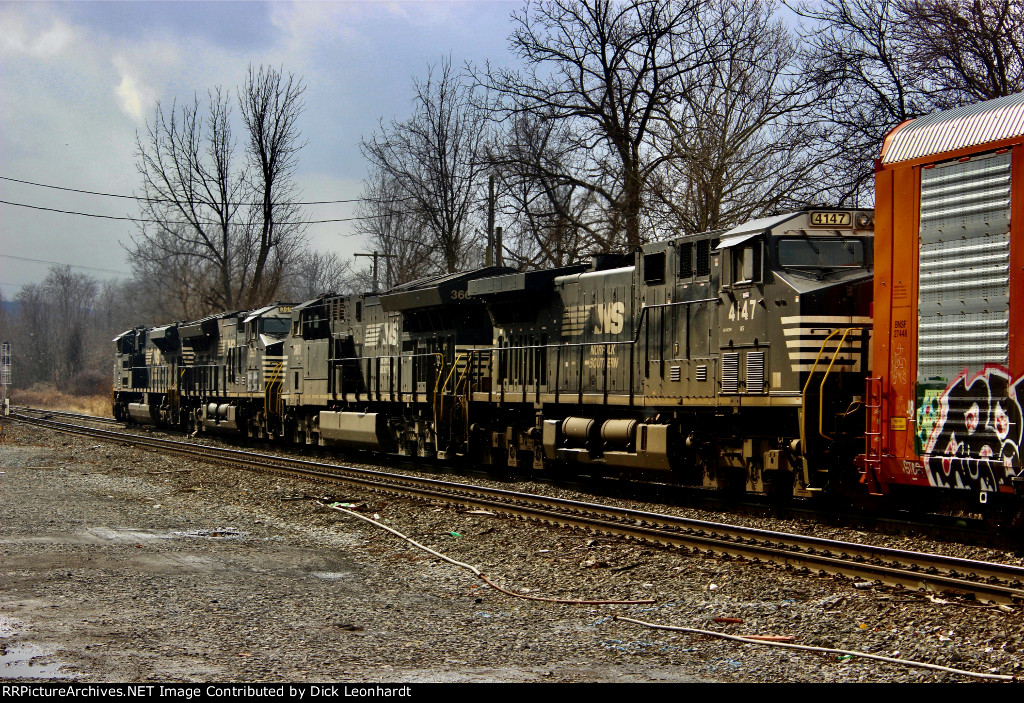 NS 4147 and 3601, 3657, 1023